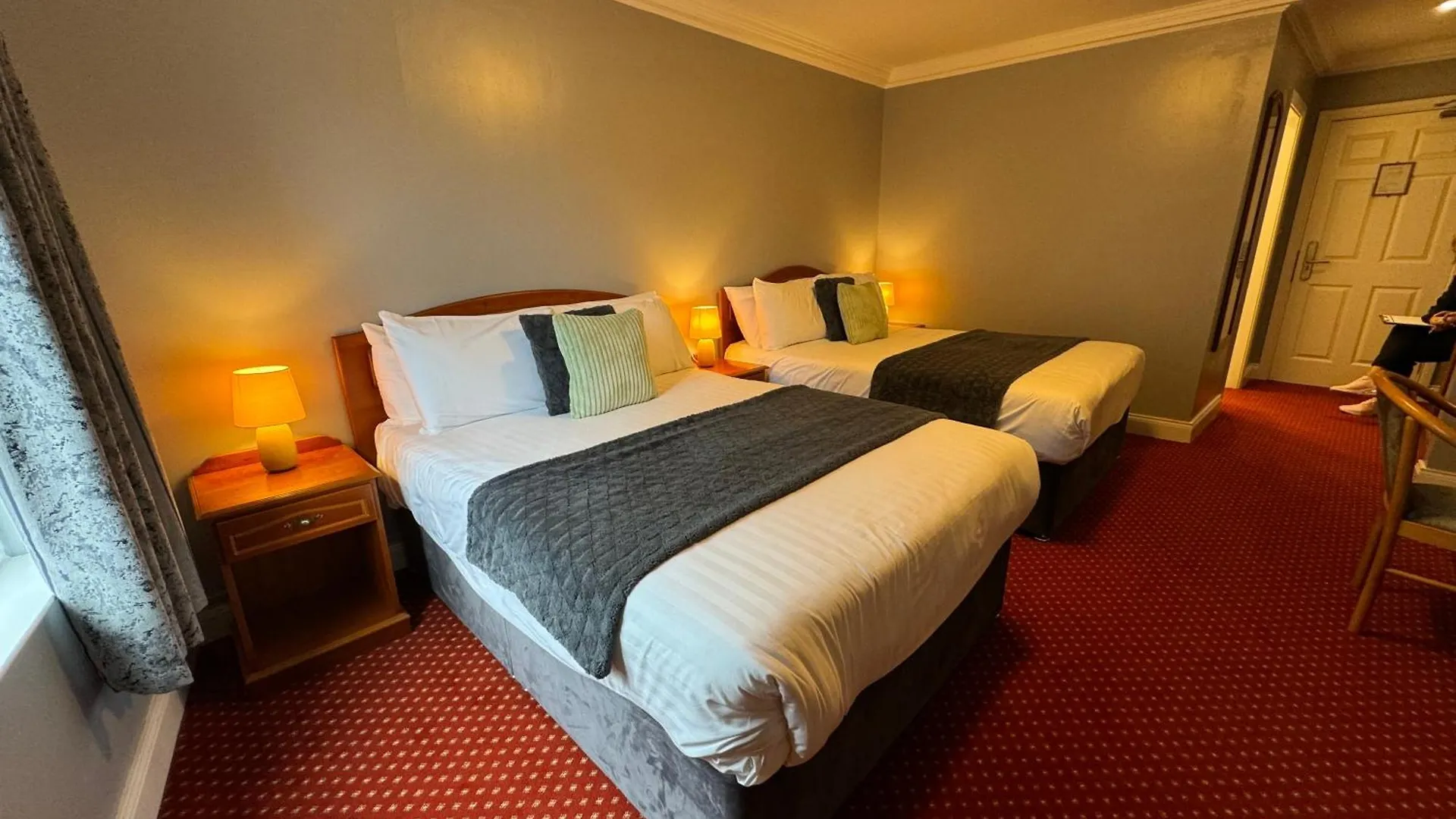 The Killarney Grand location