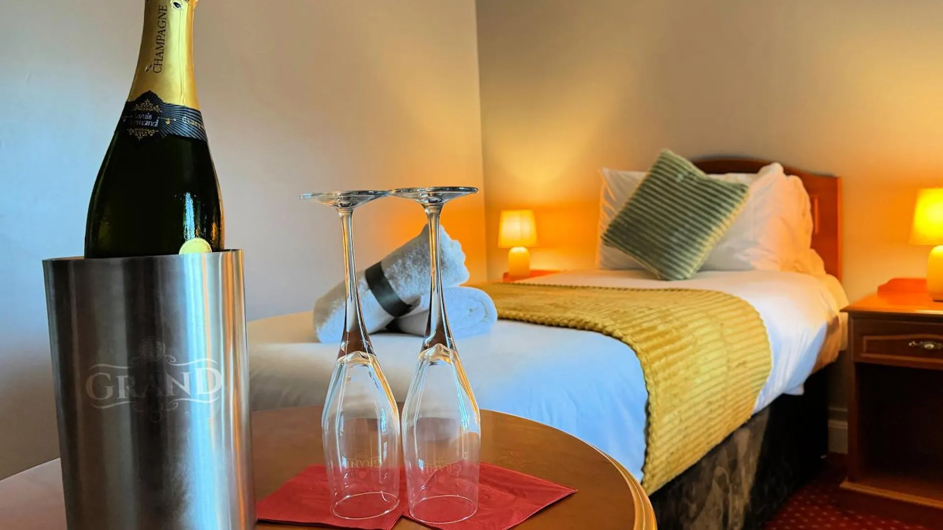 Hotel The Killarney Grand